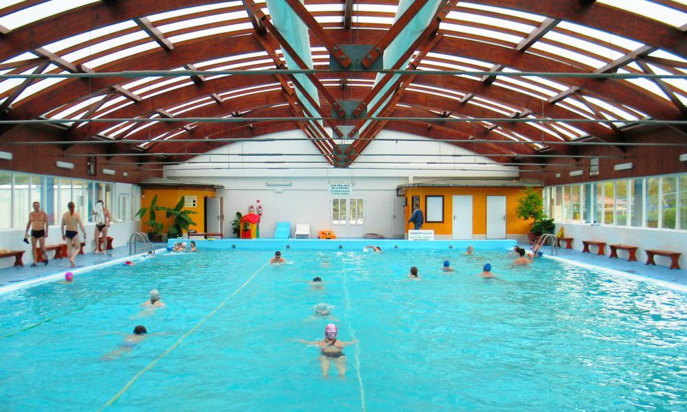 sturovo kryta plavaren